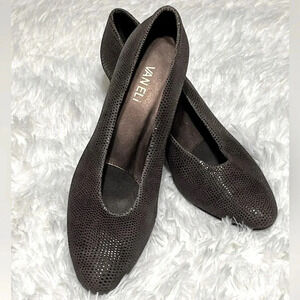 Van Eli | Dayle Low Pump